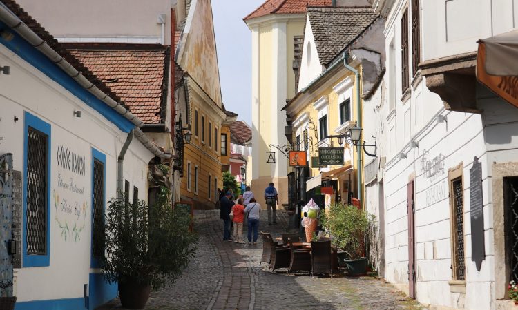 Lass uns nach Szentendre fahren…